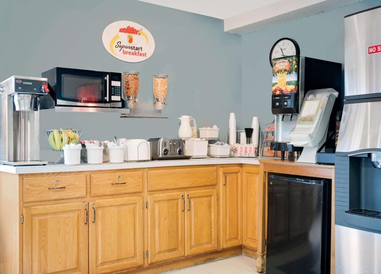 Super 8 By Wyndham Long Prairie Motel ภายนอก รูปภาพ